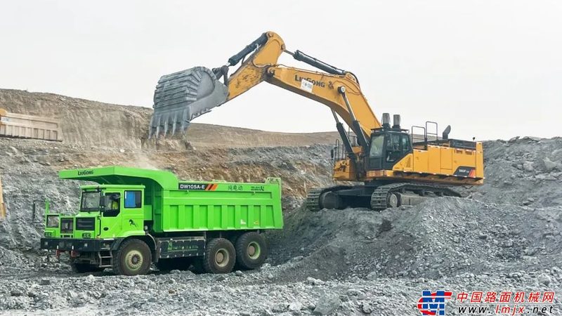 搅拌站设备材质：揭秘其关键要求与选择标准